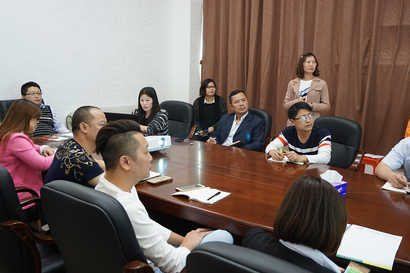 漆强化工家具漆厂家召开2017年第一季度工作总结